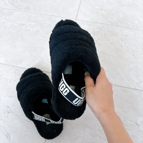75% NEW UGG BLACK SLIDES, SIZE 7 - Picture 4 of 7